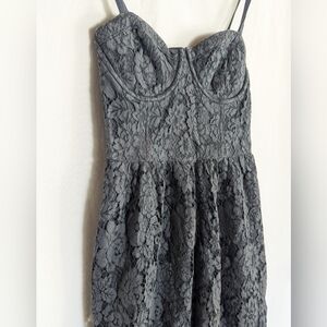 Abercrombie & Fitch Small Lace Textured Gray Dress